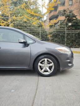 TOYOTA AURIS 1.6 2009