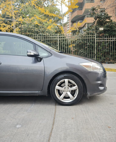 
								TOYOTA AURIS 1.6 2009 full									