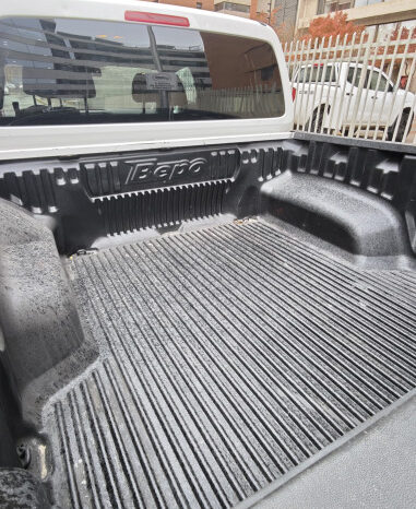 
								VOLKSWAGEN AMAROK TRENDLINE 4X4 2023 full									