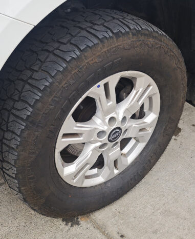 
								NISSAN NAVARA XE 4X4 AT 2024 full									